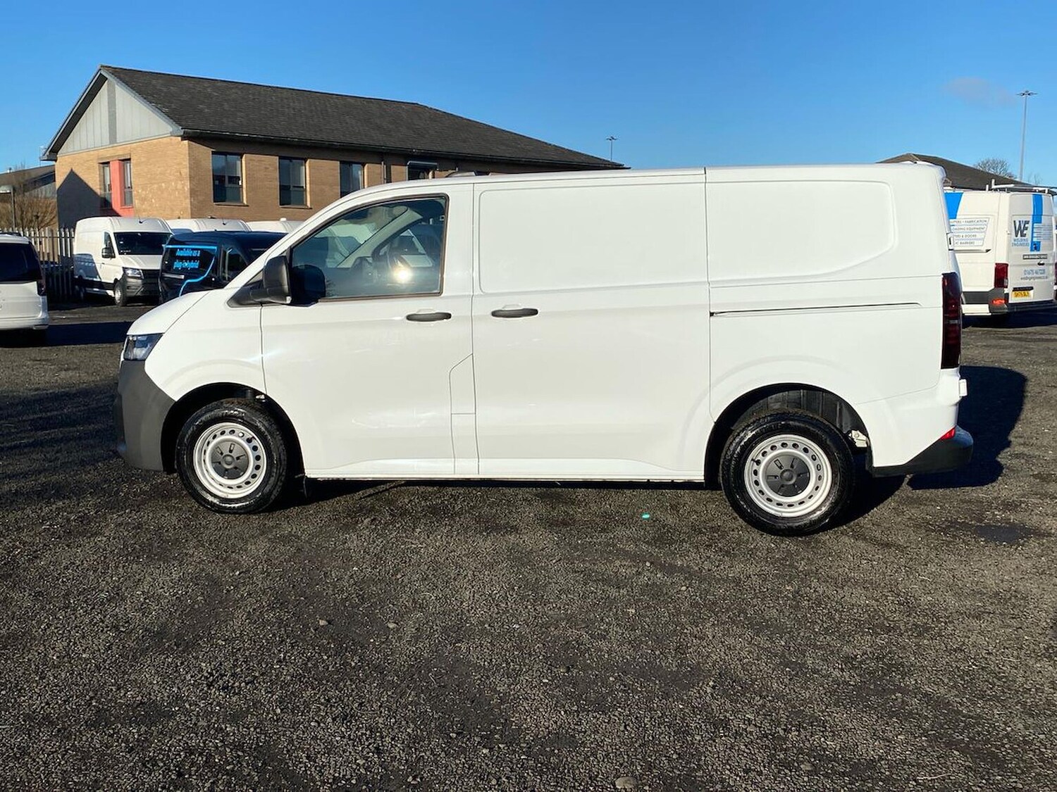 Used Volkswagen Transporter 2025 for sale - 76643549: Photo 25