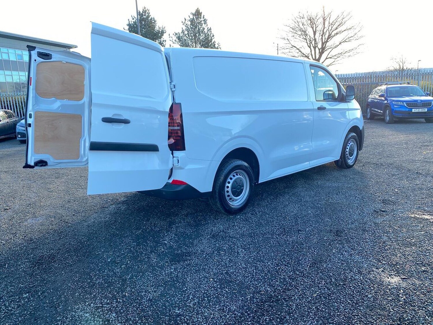 Used Volkswagen Transporter 2025 for sale - 76643549: Photo 34