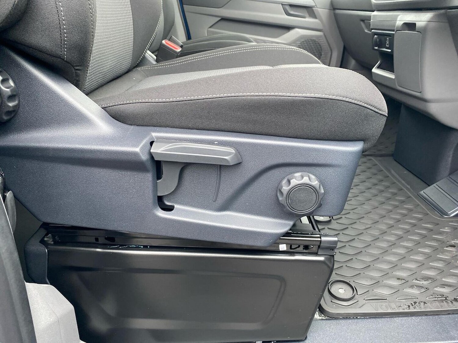 Used Volkswagen Transporter 2025 for sale - 77689543: Photo 32