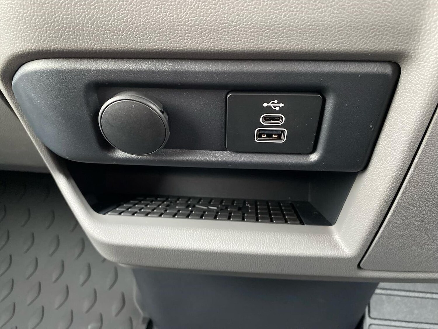 Used Volkswagen Transporter 2025 for sale - 77689543: Photo 36