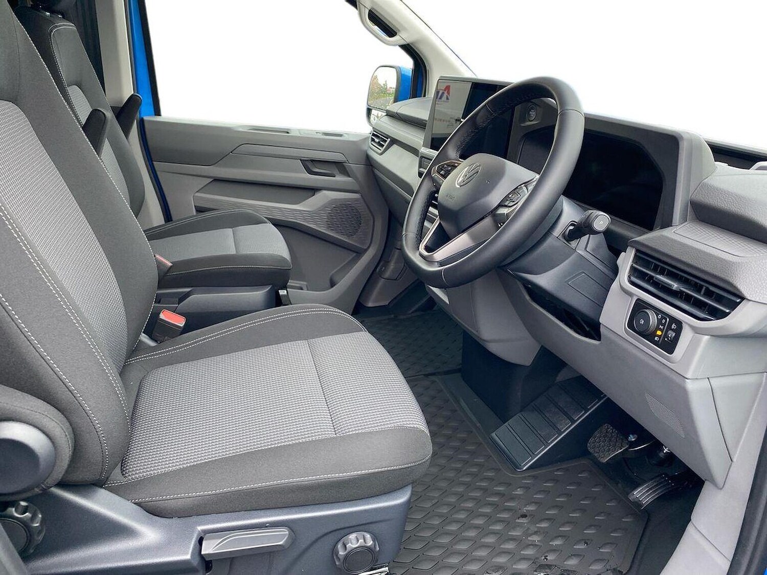 Used Volkswagen Transporter 2025 for sale - 77689543: Photo 6