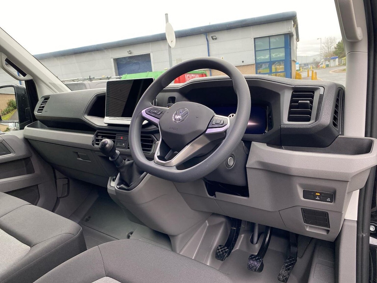 Used Volkswagen Crafter 2025 for sale - 77488508: Photo 14