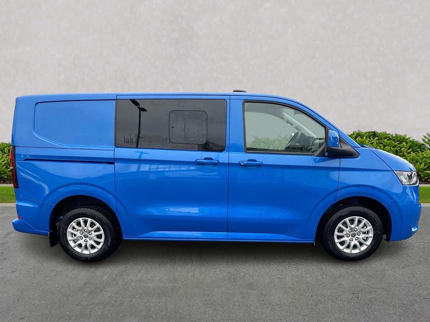 Used Volkswagen Transporter 2025 for sale - 76219226: Photo 4