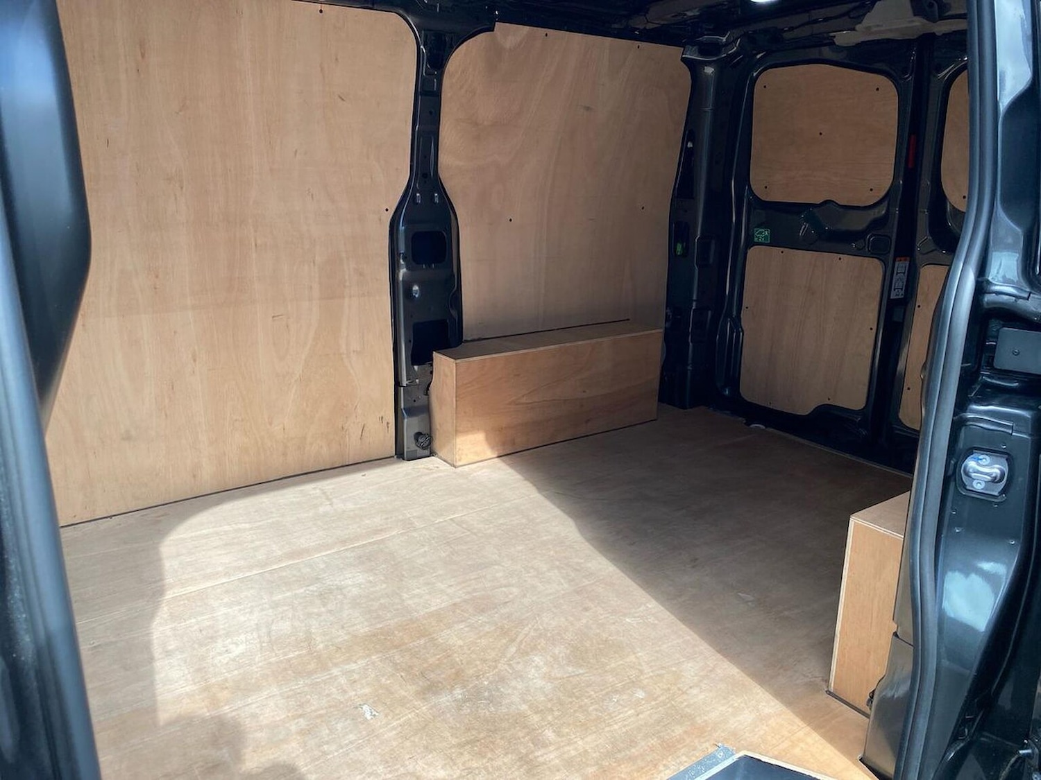 Used Volkswagen Transporter 2025 for sale - 78195401: Photo 12