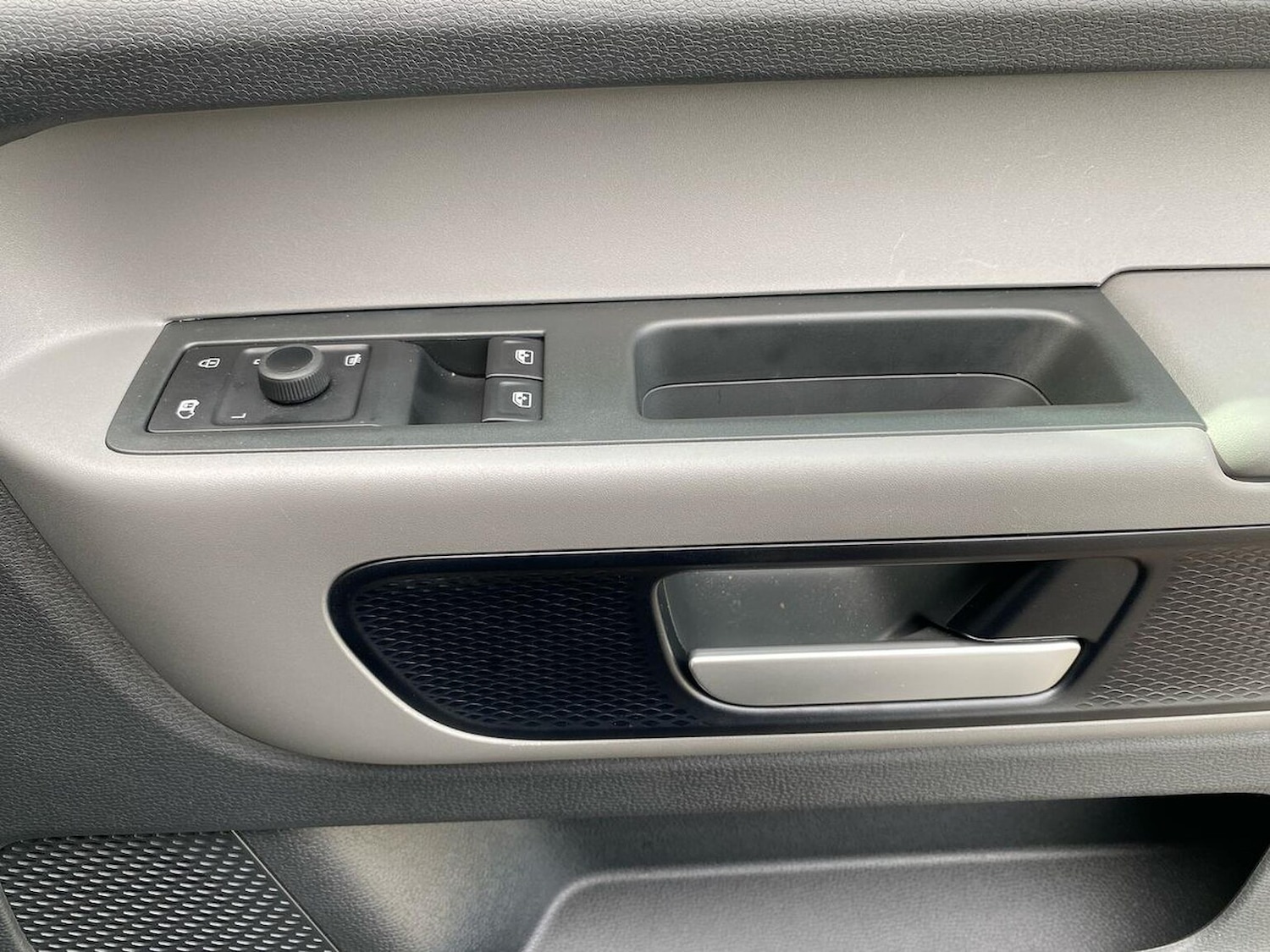 Used Volkswagen ID.Buzz 2024 for sale - 76918929: Photo 14