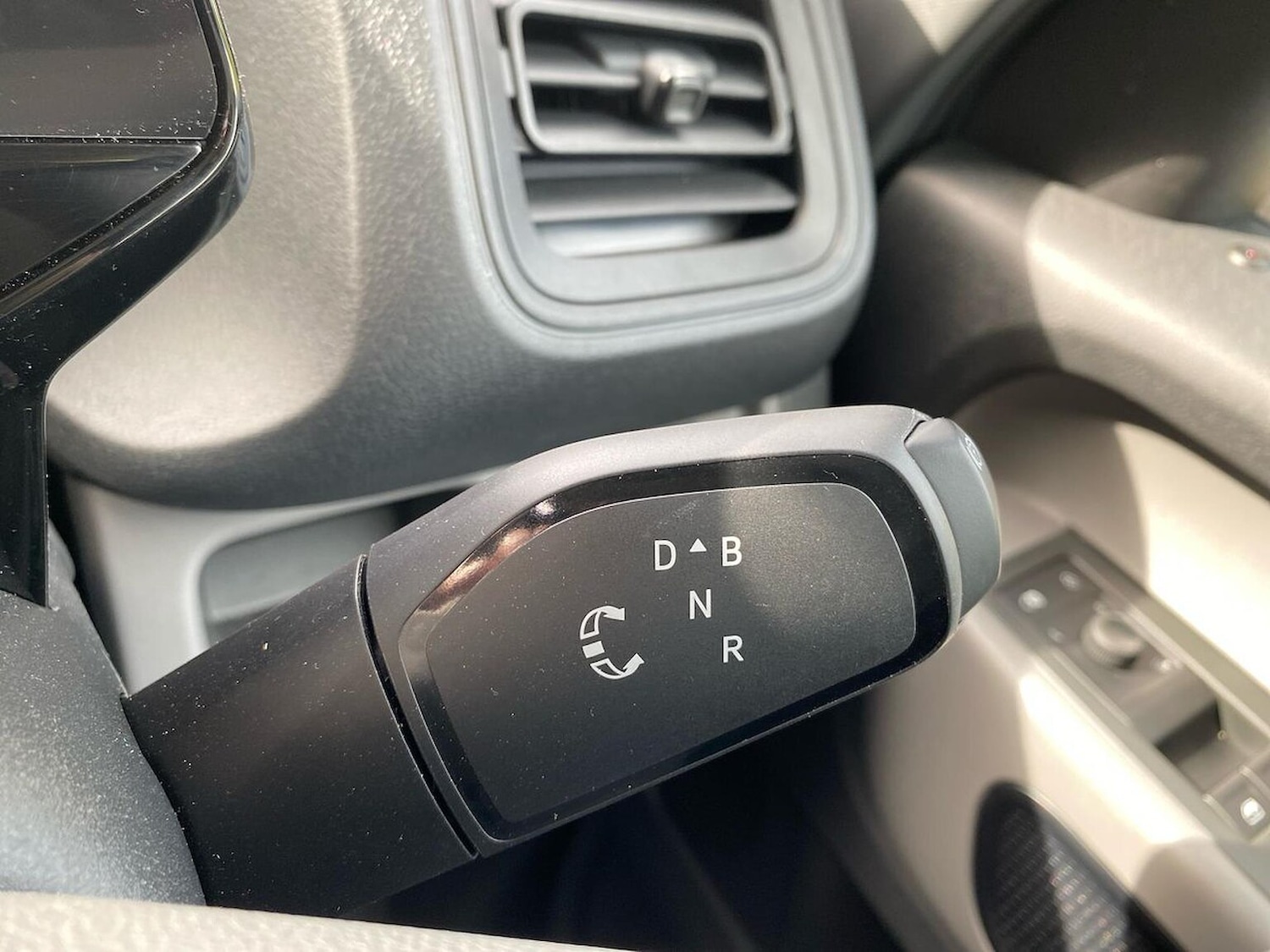 Used Volkswagen ID.Buzz 2024 for sale - 76918929: Photo 20