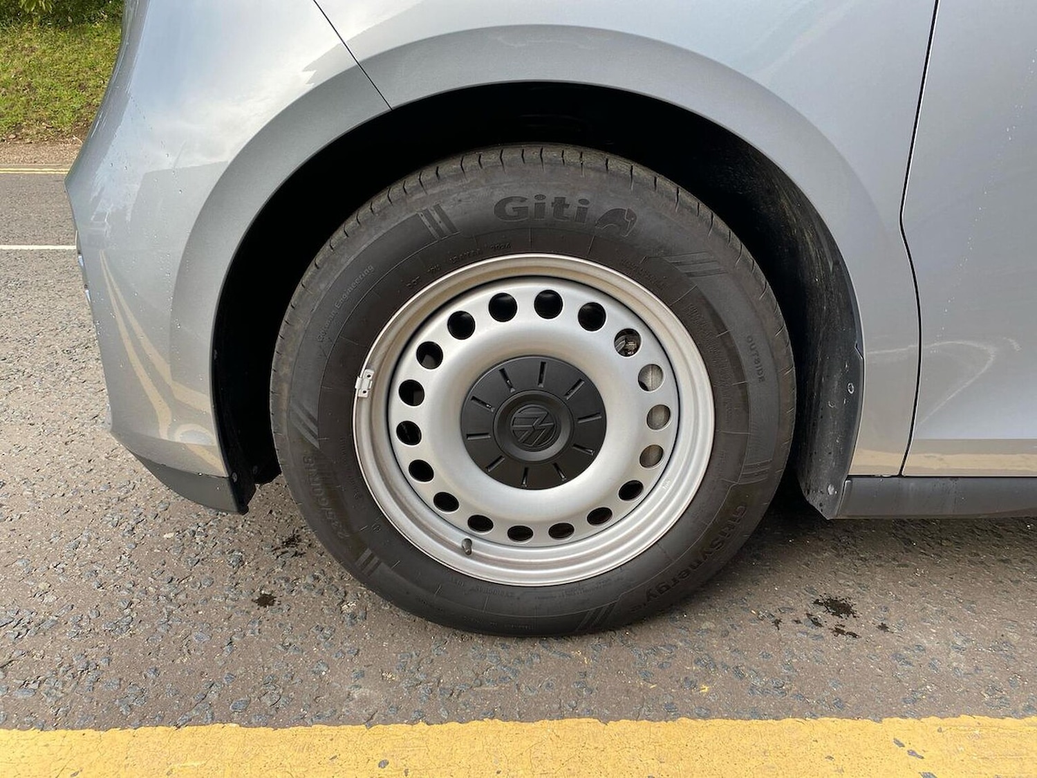 Used Volkswagen ID.Buzz 2024 for sale - 76918929: Photo 21