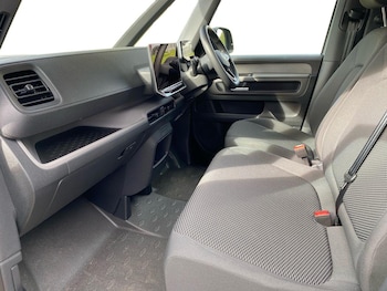 Used Volkswagen ID.Buzz 2024 for sale - 76918929: Photo