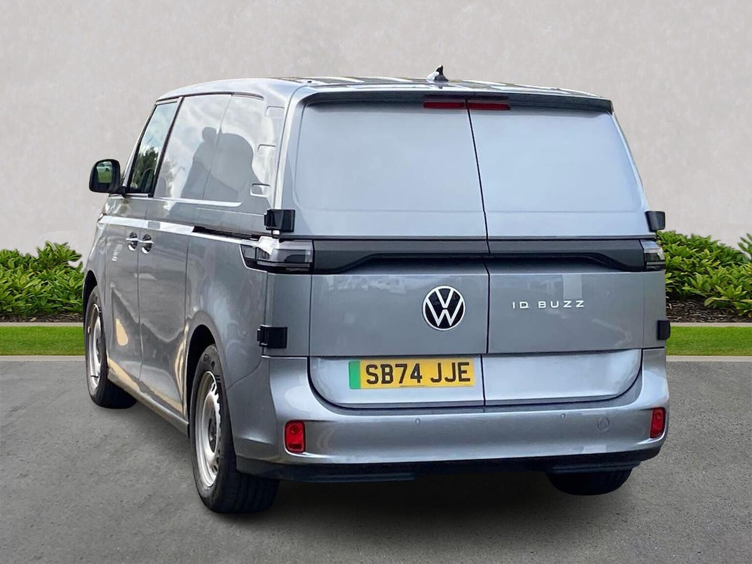 Used Volkswagen ID.Buzz 2024 for sale - 76918929: Photo 3