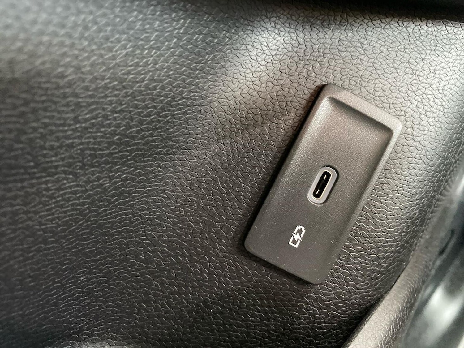 Used Volkswagen ID.Buzz 2024 for sale - 76918929: Photo 34