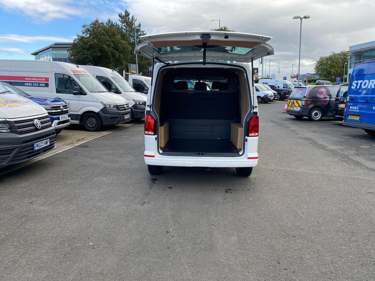 Used Volkswagen Transporter 2024 for sale - 76918949: Photo 25