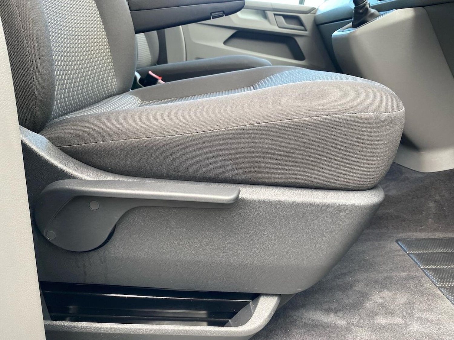 Used Volkswagen Transporter 2024 for sale - 76918949: Photo 30