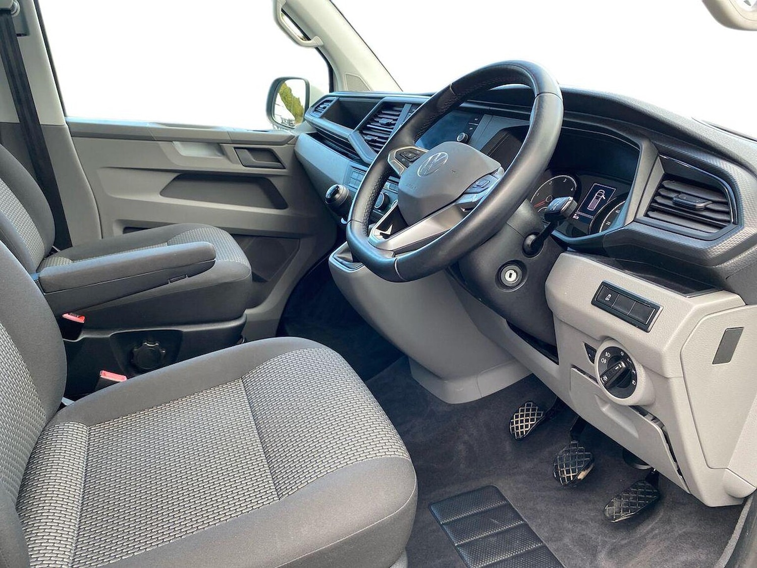 Used Volkswagen Transporter 2024 for sale - 76918949: Photo 6