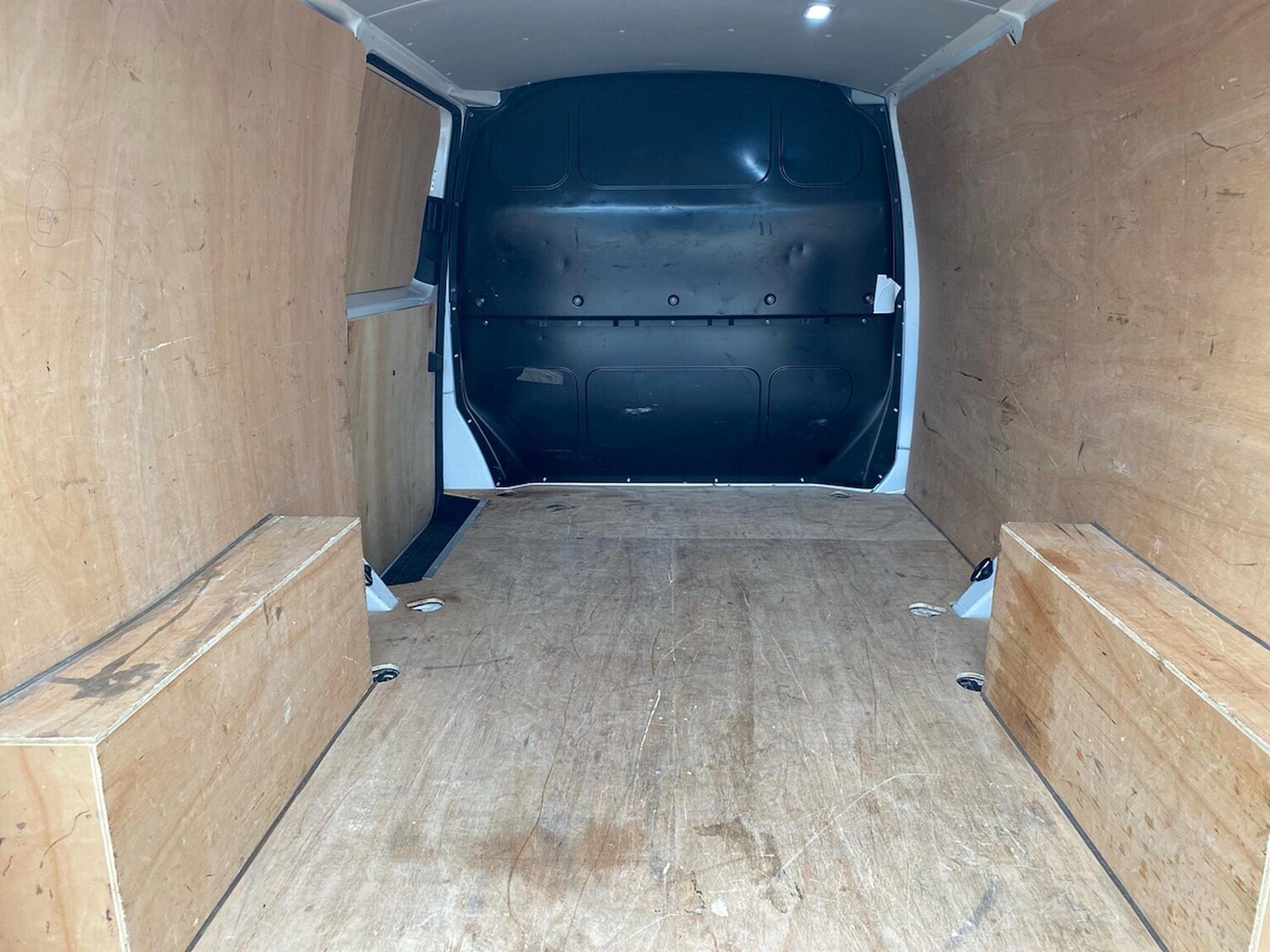Used Volkswagen Transporter 2024 for sale - 76181425: Photo 11