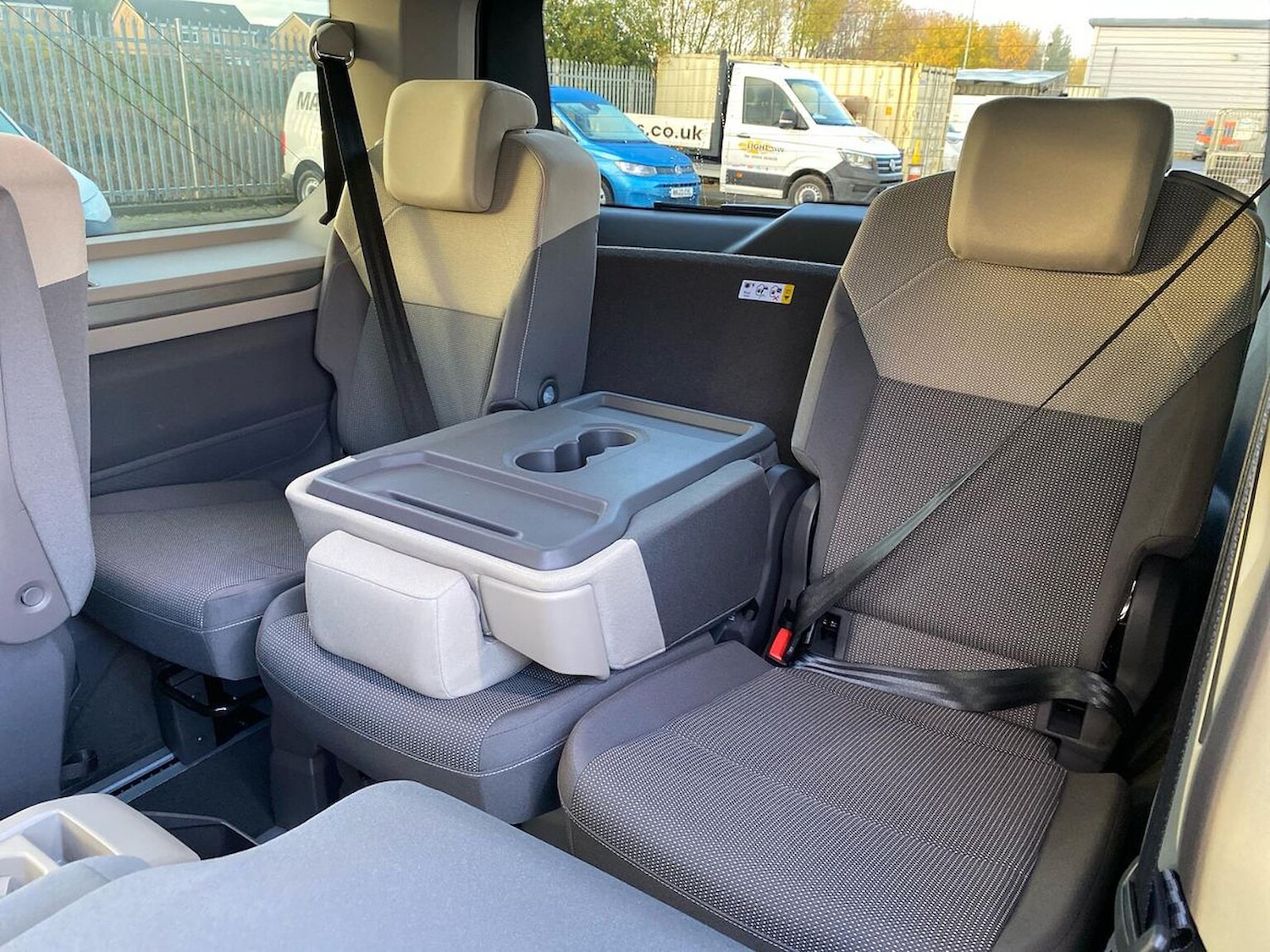 Used Volkswagen Multivan 2025 for sale - 76693438: Photo 27