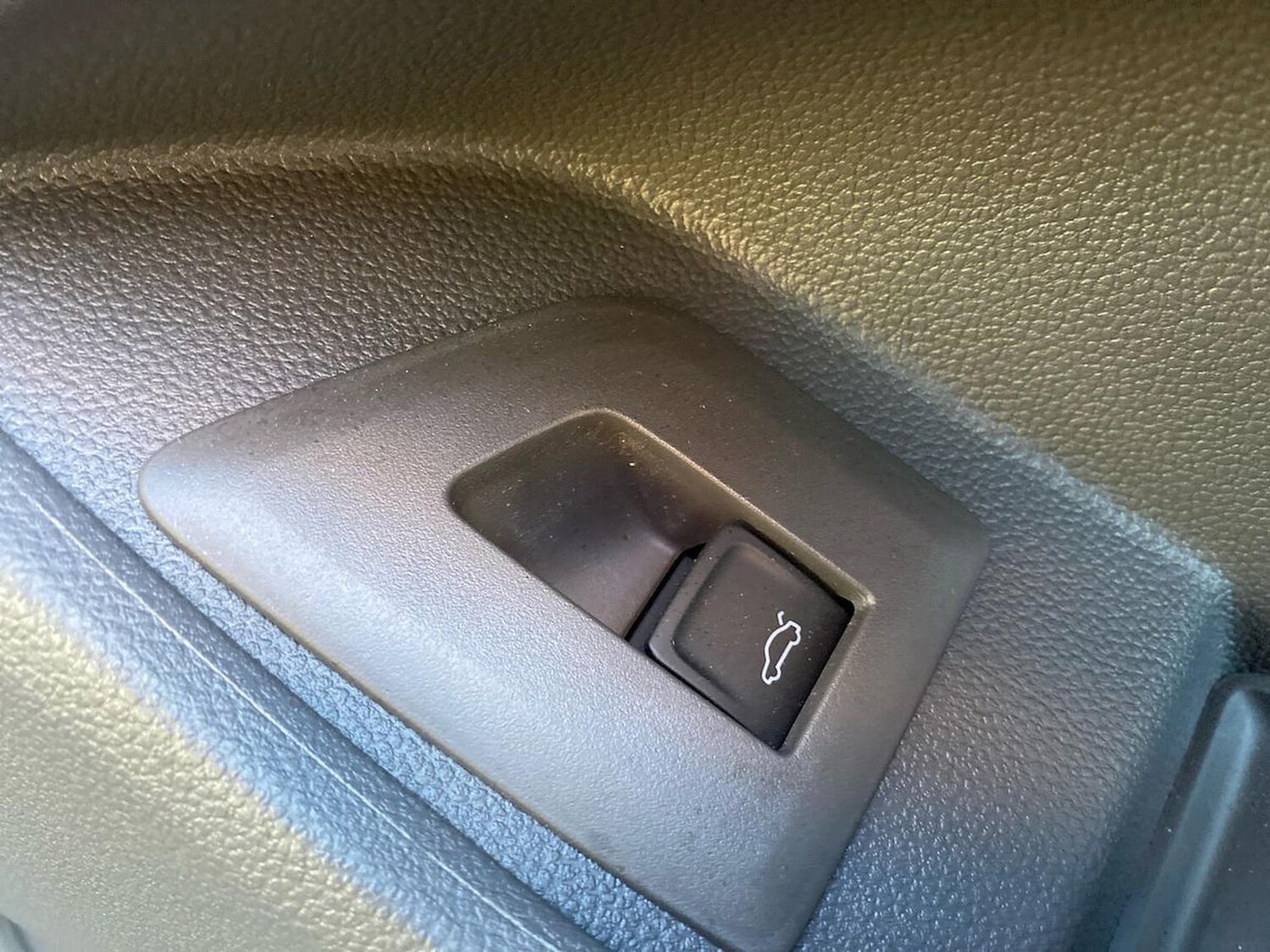 Used Volkswagen Multivan 2025 for sale - 76693438: Photo 29