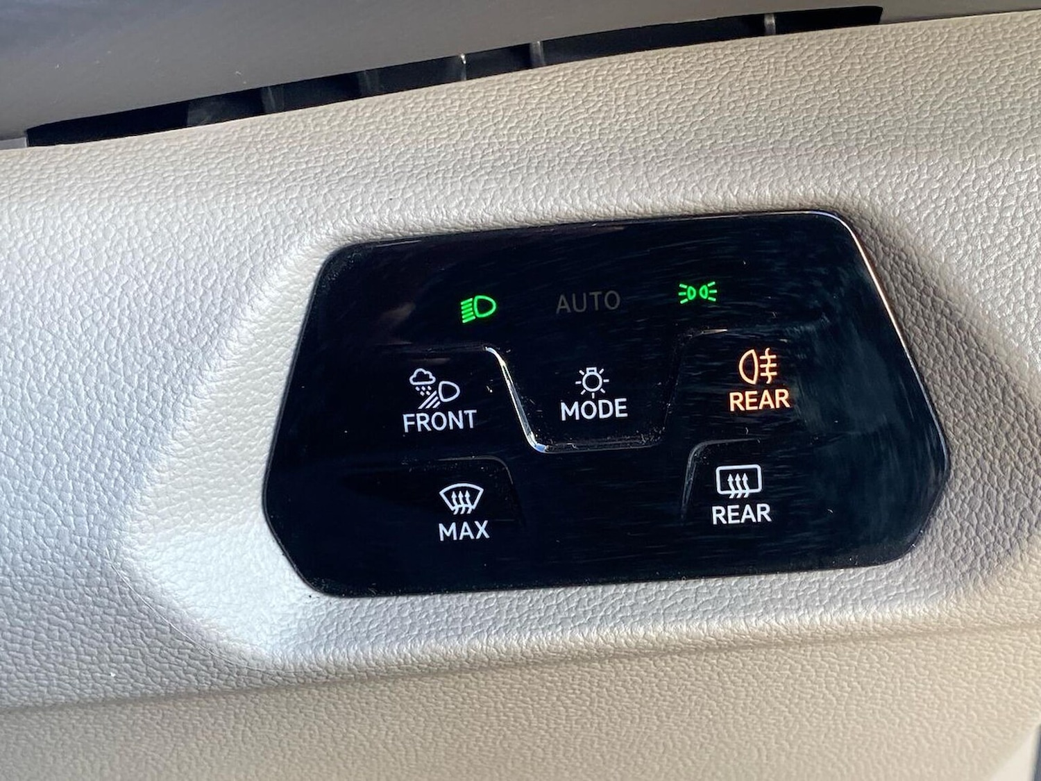 Used Volkswagen Multivan 2025 for sale - 76693438: Photo 40