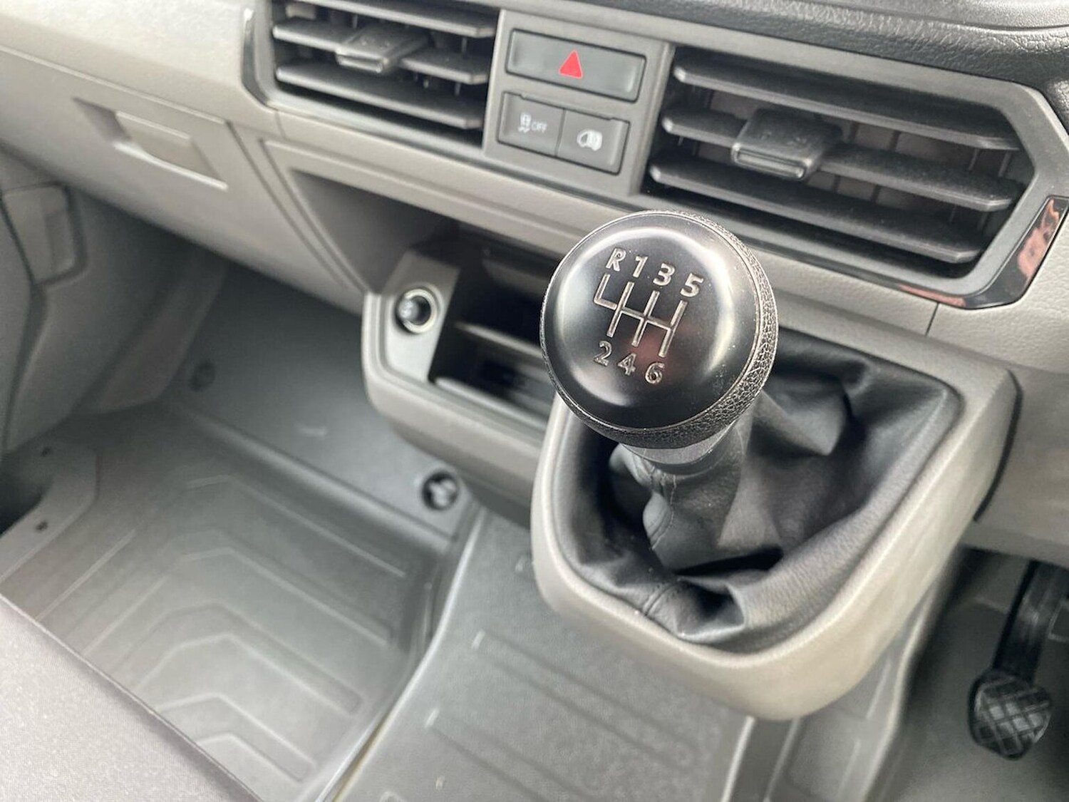 Used Volkswagen Crafter 2025 for sale - 76412498: Photo 20