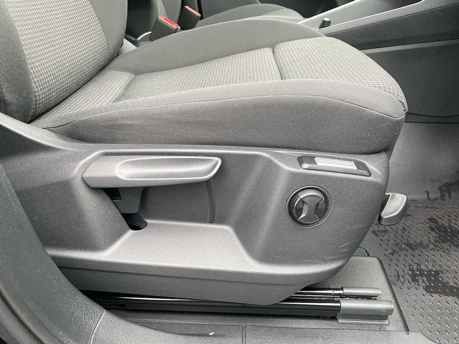 Used Volkswagen Caddy Maxi 2025 for sale - 77980048: Photo 40