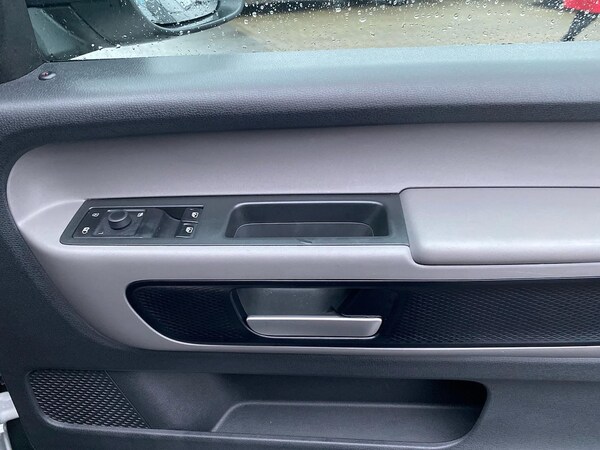 Used Volkswagen ID.Buzz 2024 for sale - 75498019: Photo 14