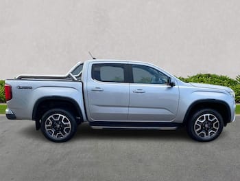 Used Volkswagen Amarok 2024 for sale - 79733331: Photo