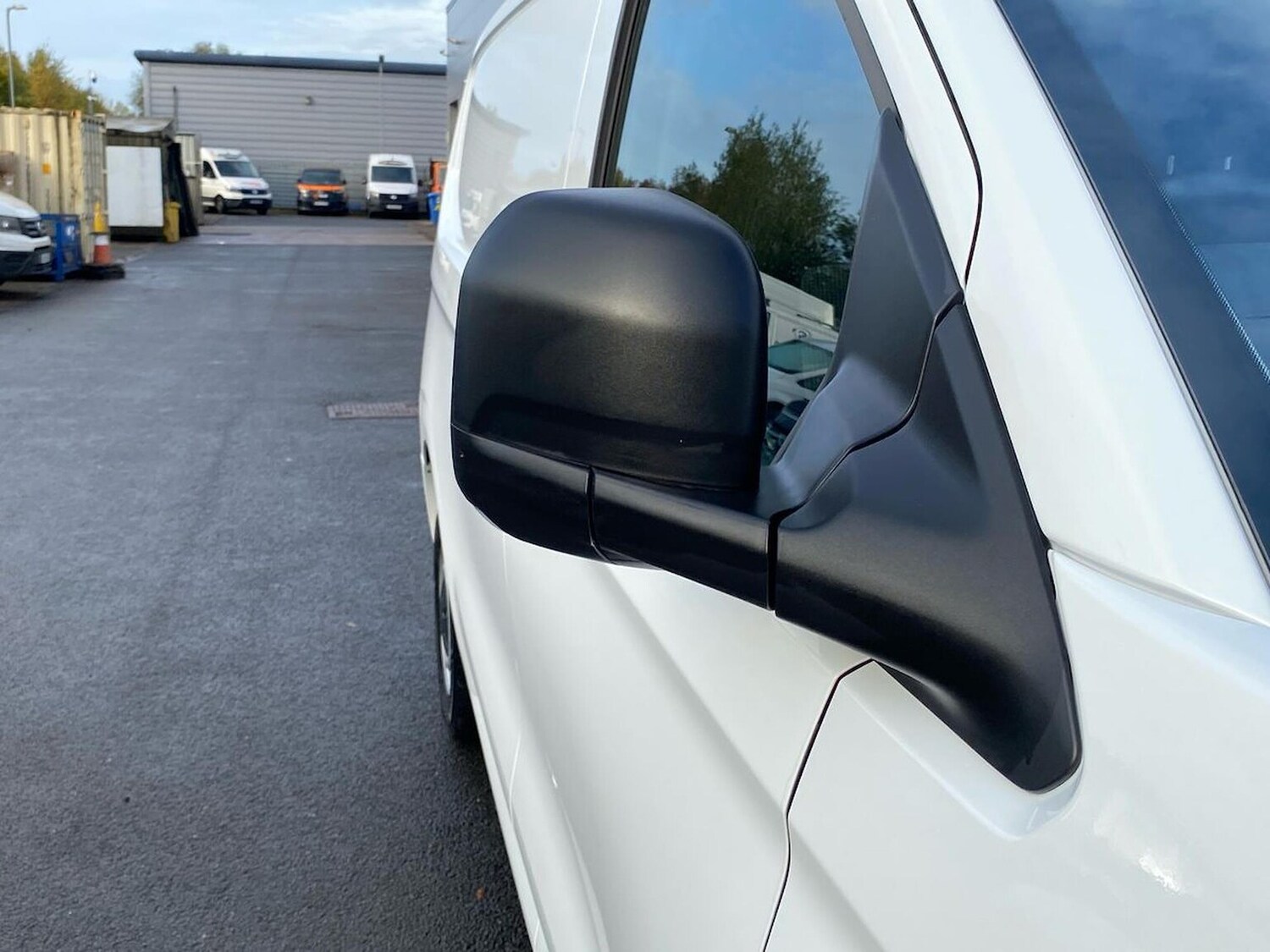 Used Volkswagen Transporter 2025 for sale - 77488643: Photo 17