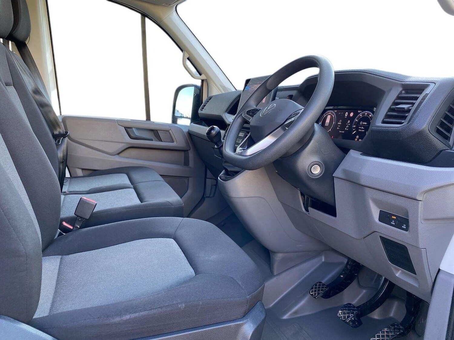 Used Volkswagen Crafter 2025 for sale - 78195351: Photo 8