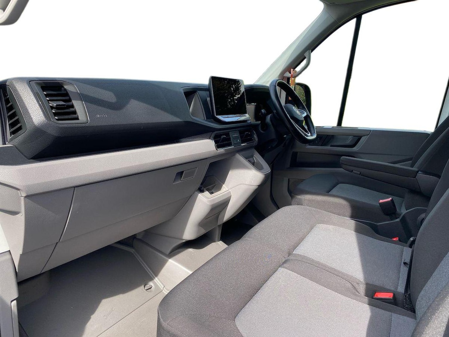 Used Volkswagen Crafter 2025 for sale - 78195410: Photo 2