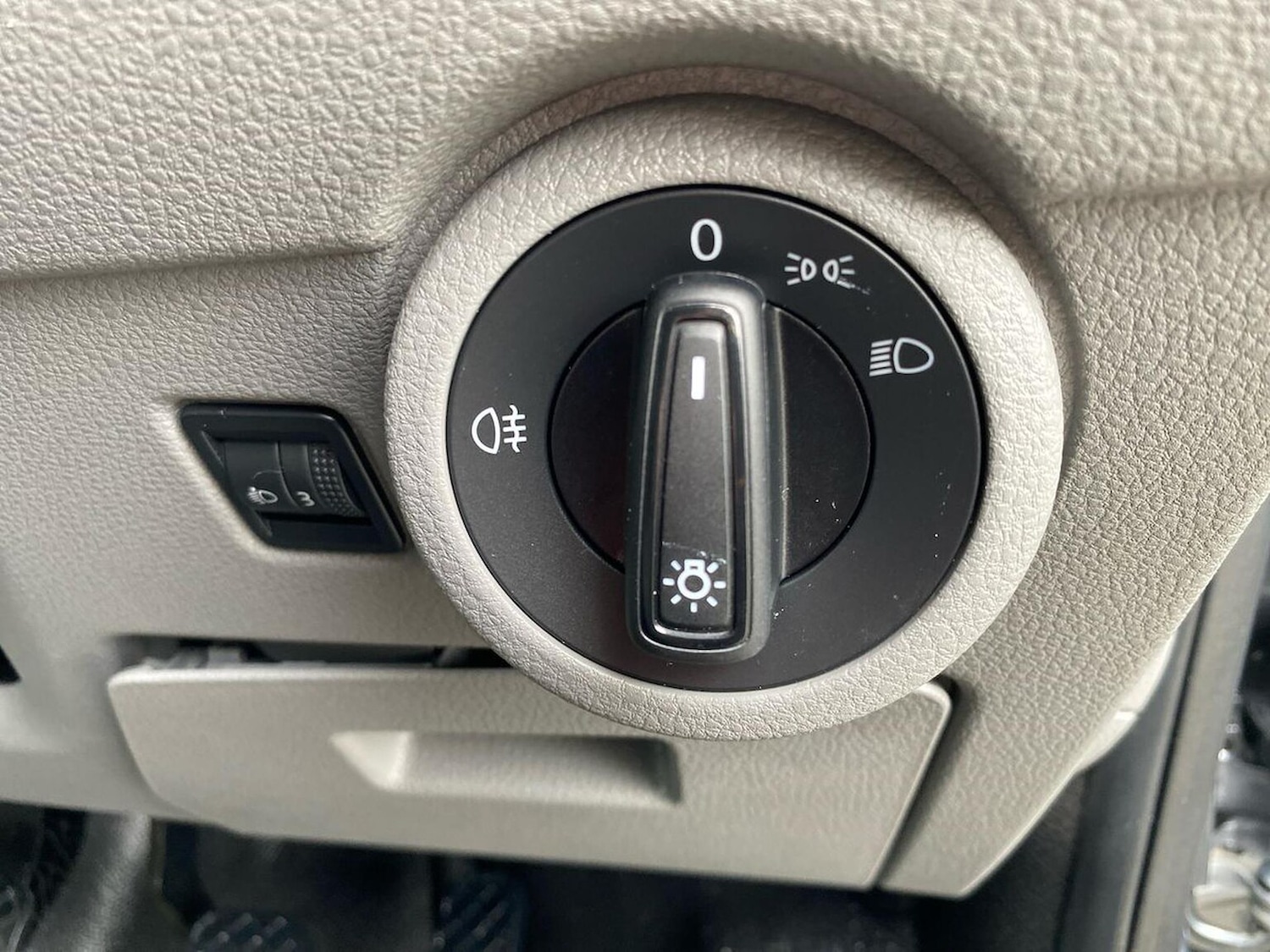 Vehicle 28