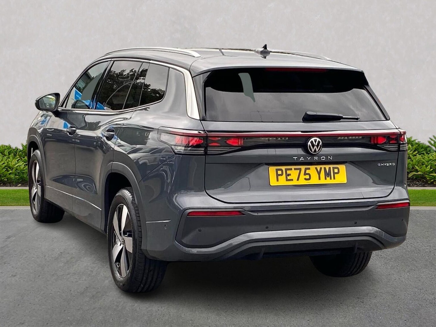 Used Volkswagen Touran 2025 for sale - 77488678: Photo 3