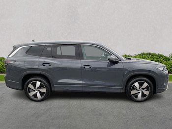 Used Volkswagen Touran 2025 for sale - 77488678: Photo