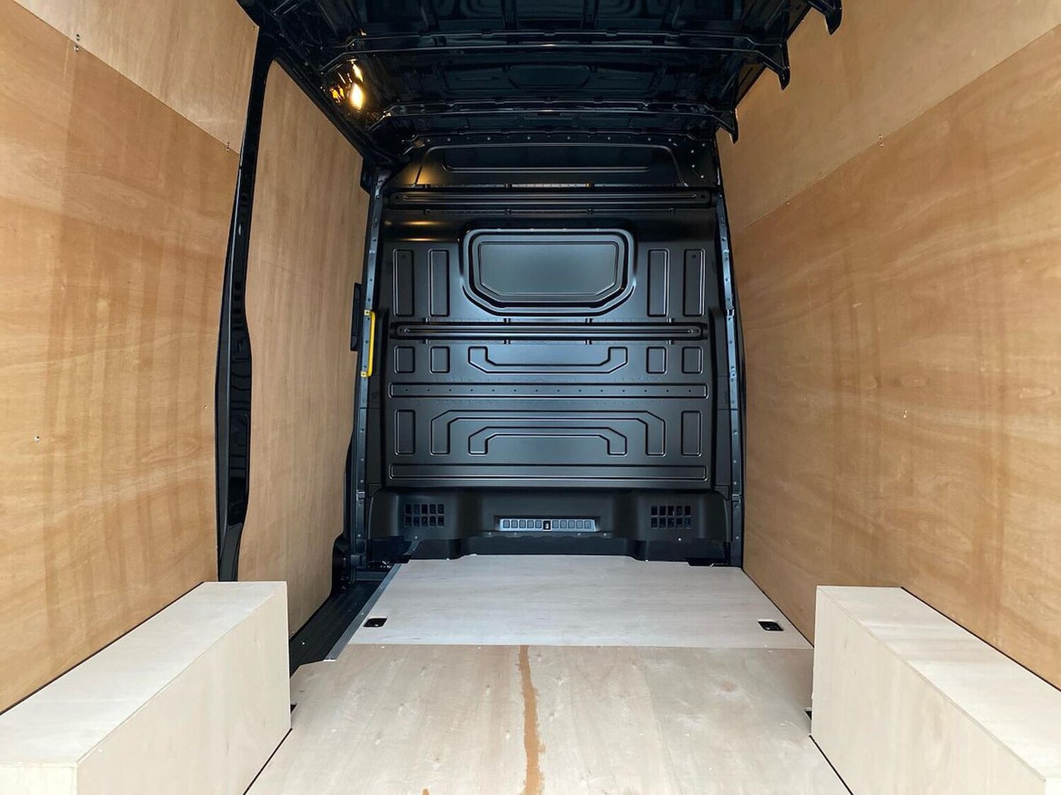 Used Volkswagen Crafter 2025 for sale - 77488601: Photo 13