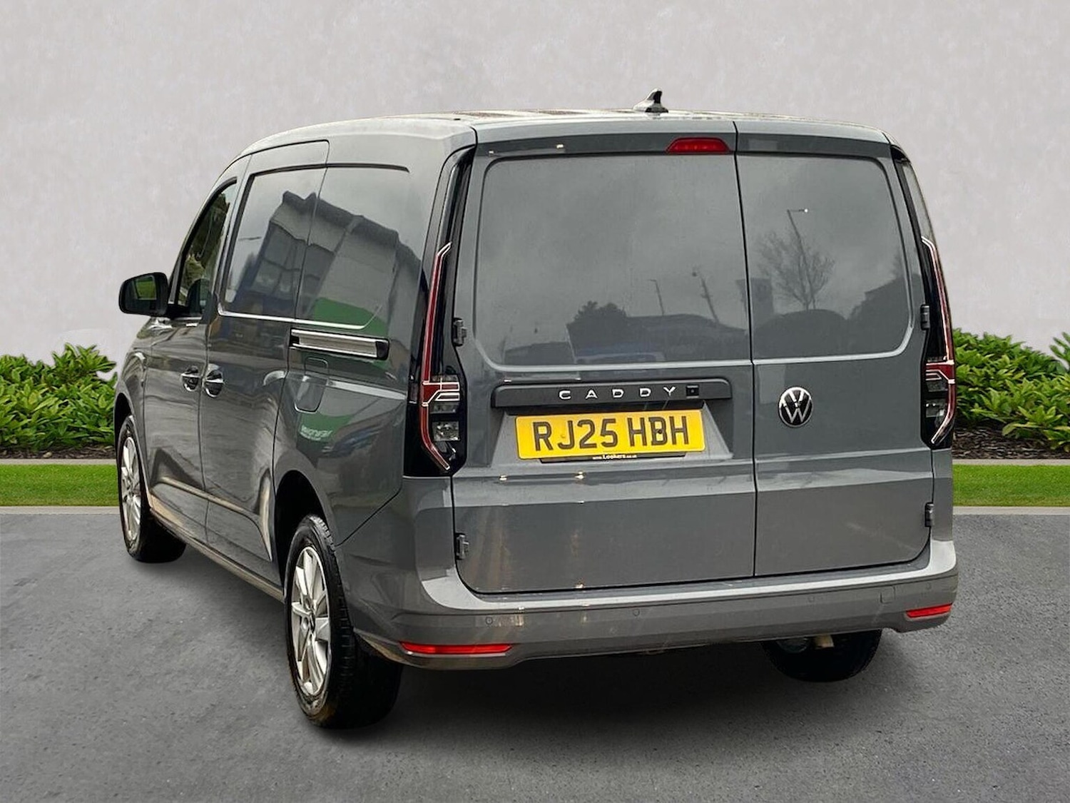 Used Volkswagen Caddy Maxi 2025 for sale - 77896281: Photo 3