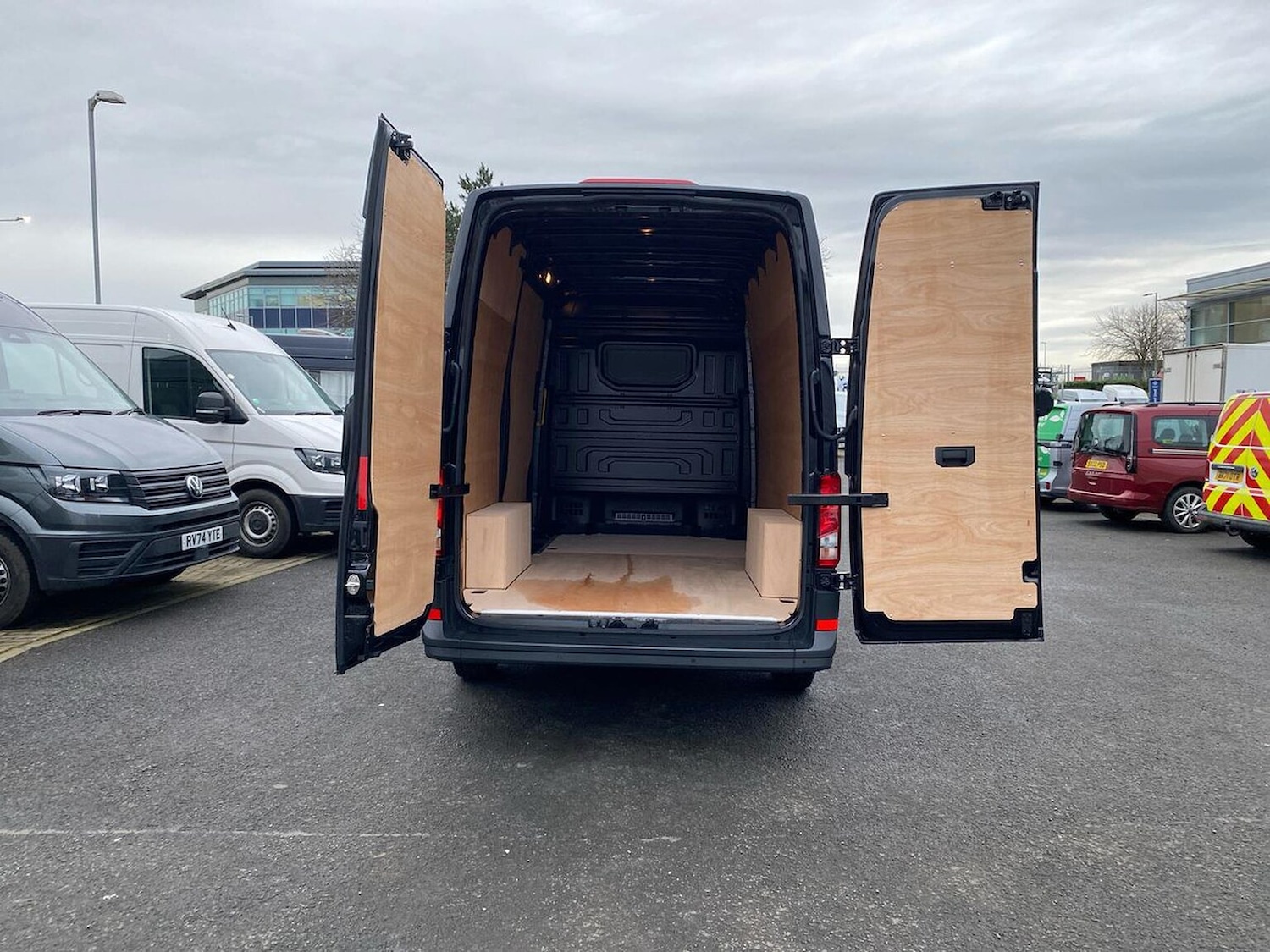 Used Volkswagen Crafter 2025 for sale - 76859256: Photo 30