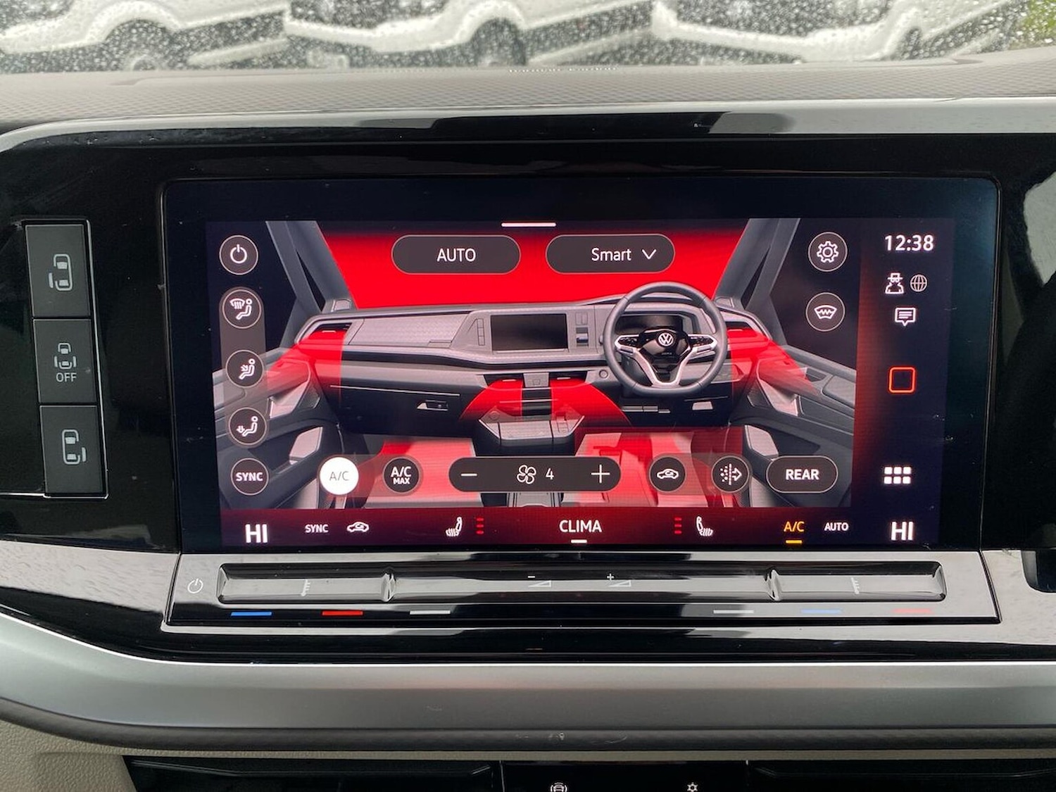 Used Volkswagen Multivan 2025 for sale - 76555412: Photo 15