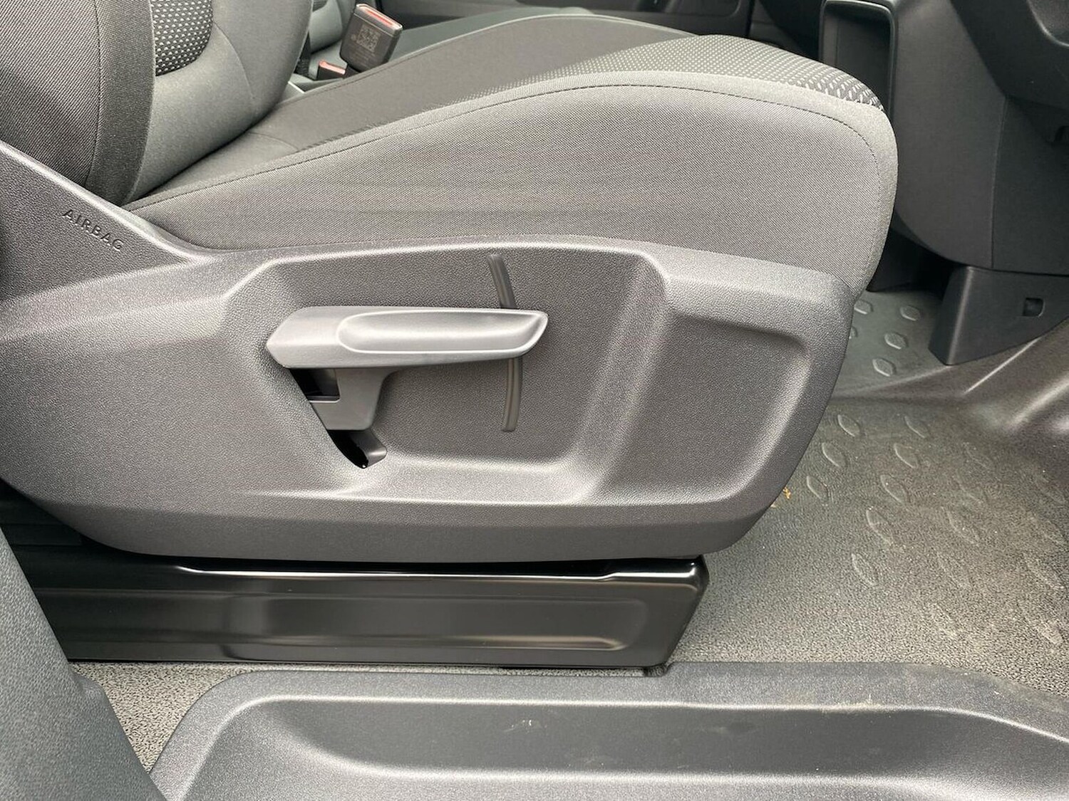 Used Volkswagen ID.Buzz 2025 for sale - 77488697: Photo 28