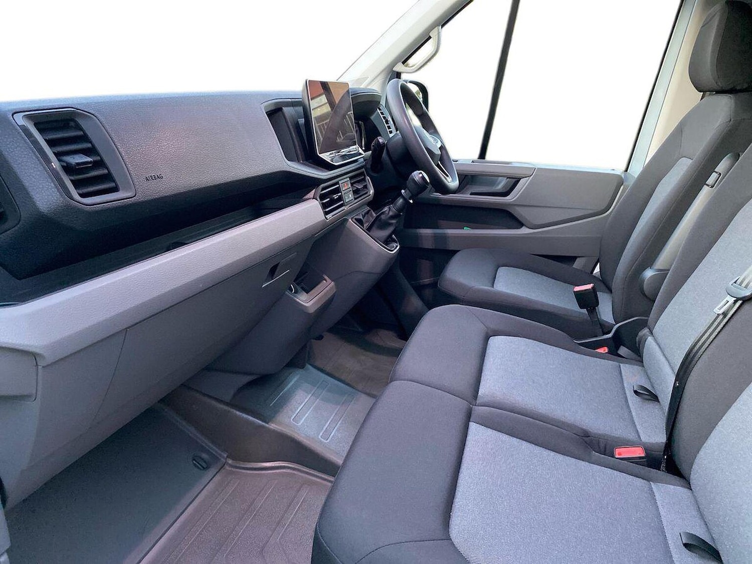 Used Volkswagen Crafter 2024 for sale - 76785274: Photo 2