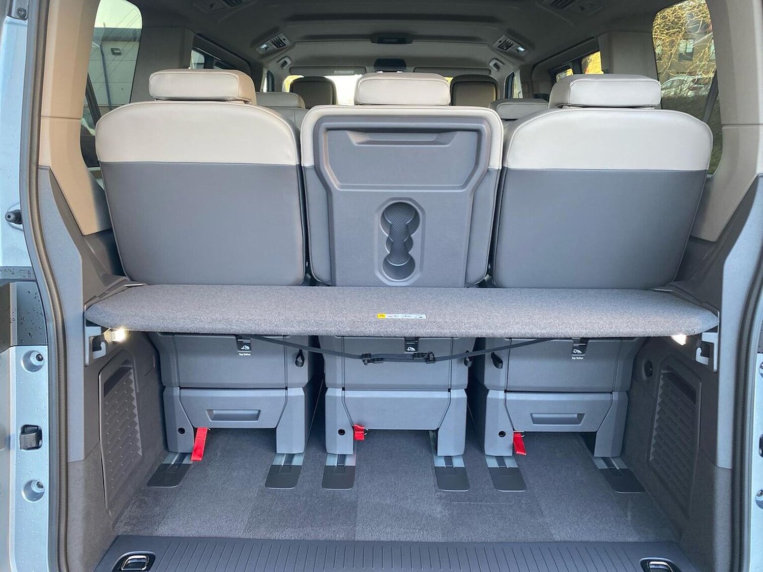 Used Volkswagen Multivan 2025 for sale - 77488596: Photo 11