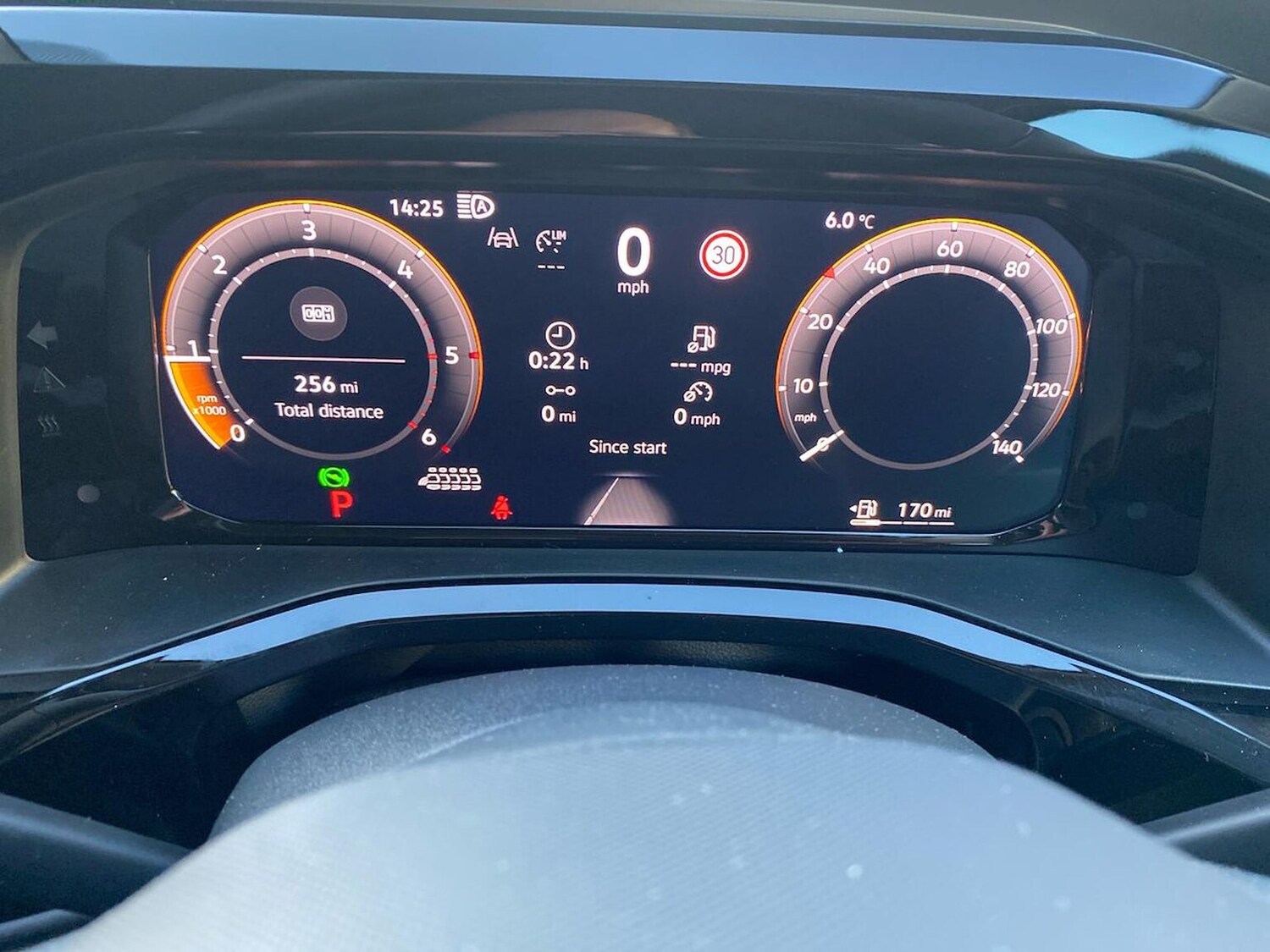 Used Volkswagen Multivan 2025 for sale - 77488596: Photo 13