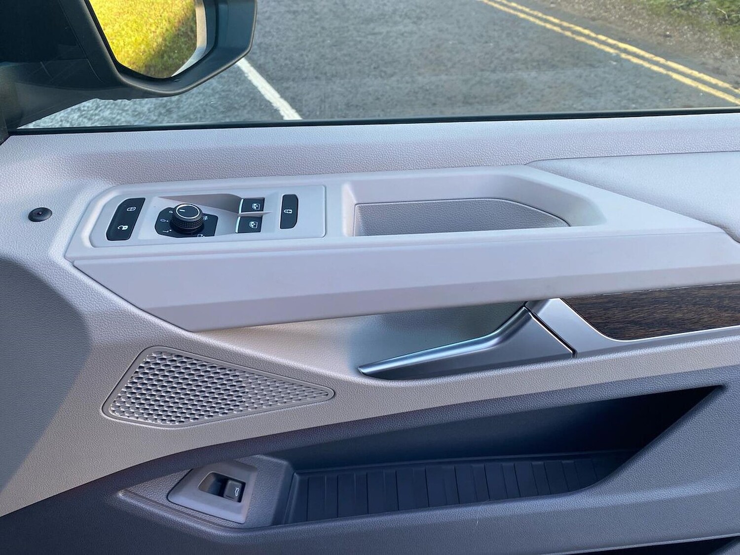 Used Volkswagen Multivan 2025 for sale - 77488596: Photo 14