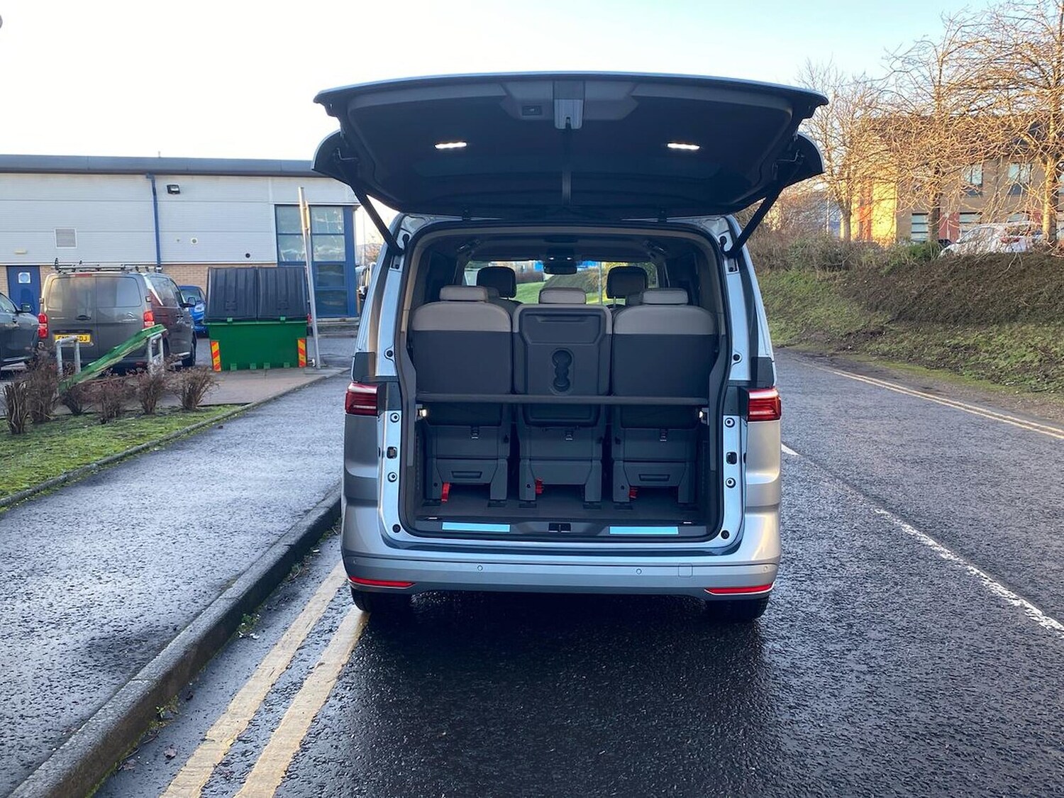 Used Volkswagen Multivan 2025 for sale - 77488596: Photo 24