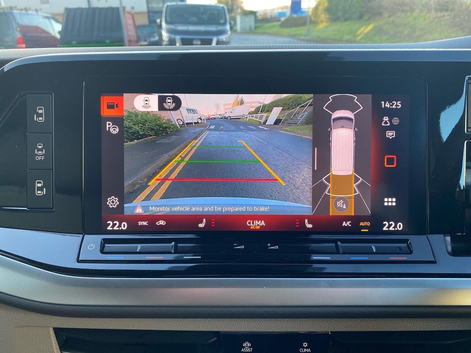 Used Volkswagen Multivan 2025 for sale - 77488596: Photo 36