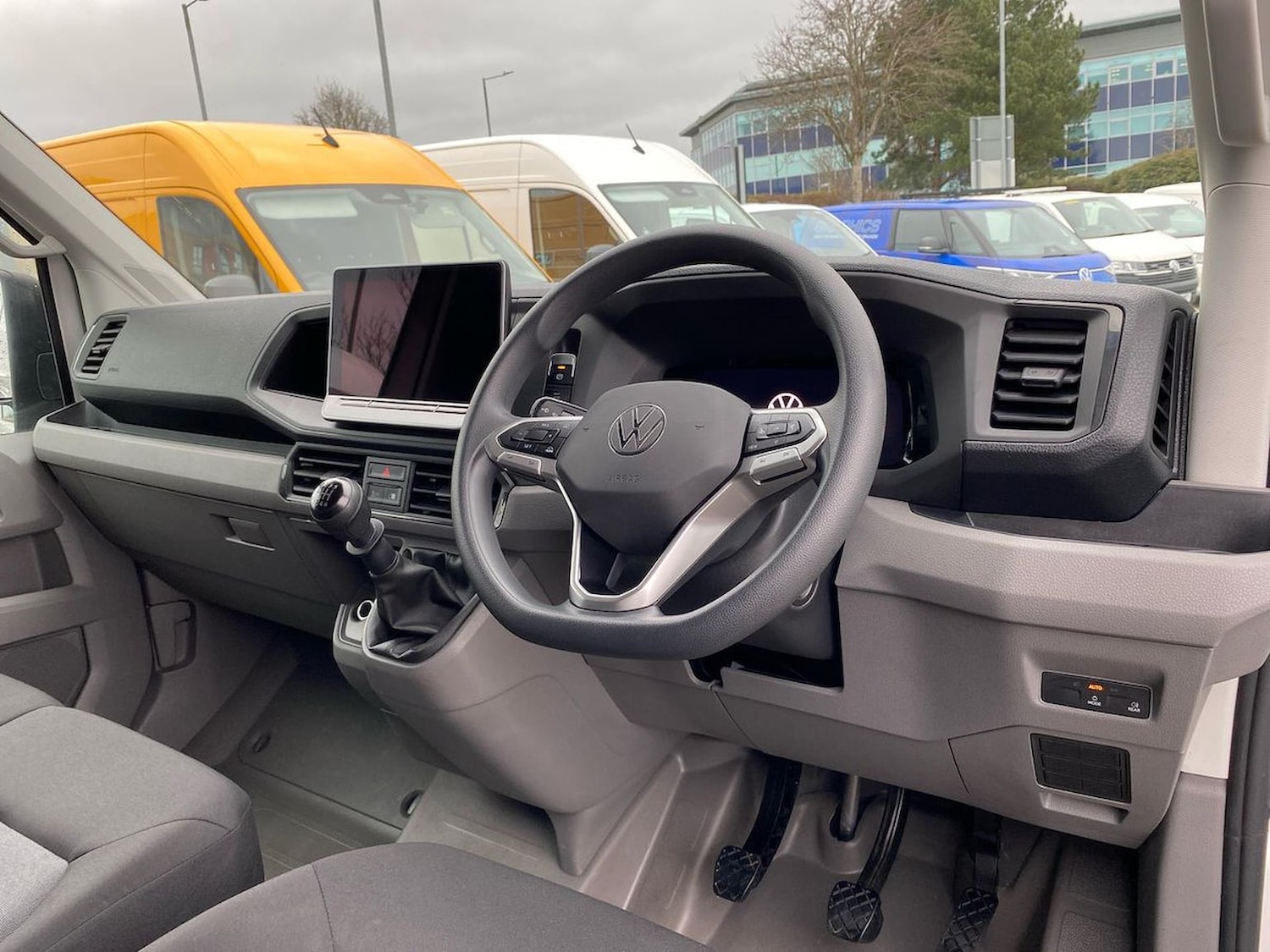 Used Volkswagen Crafter 2025 for sale - 78195347: Photo 14