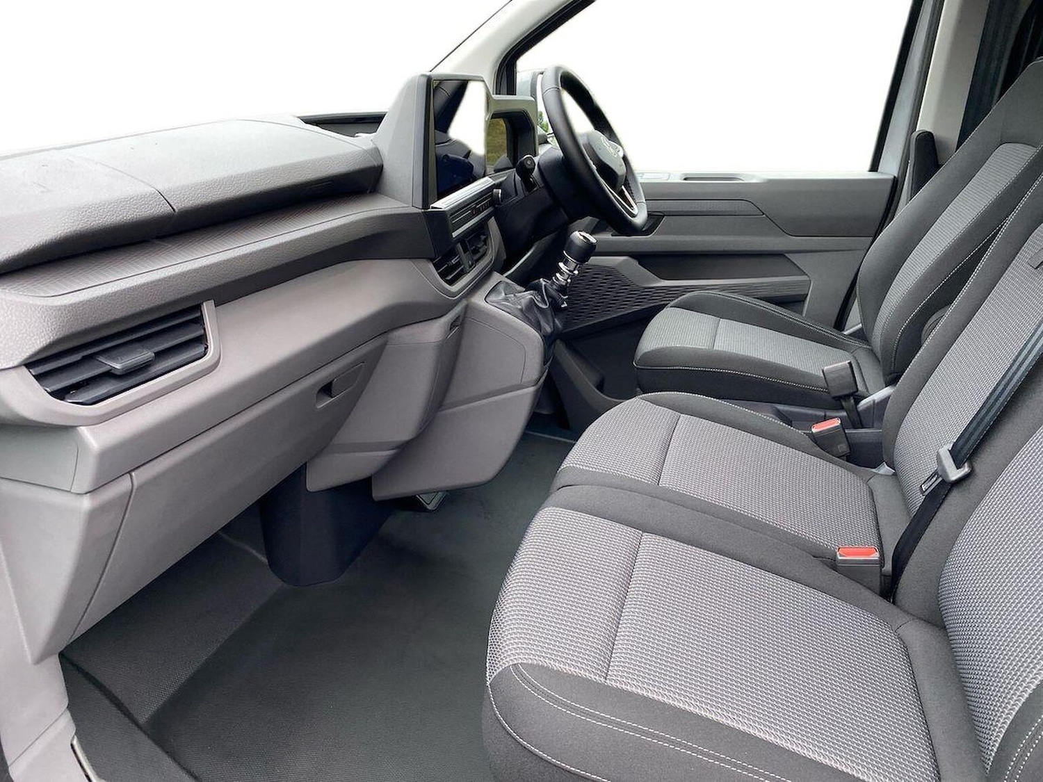 Used Volkswagen Transporter 2025 for sale - 77488569: Photo 2