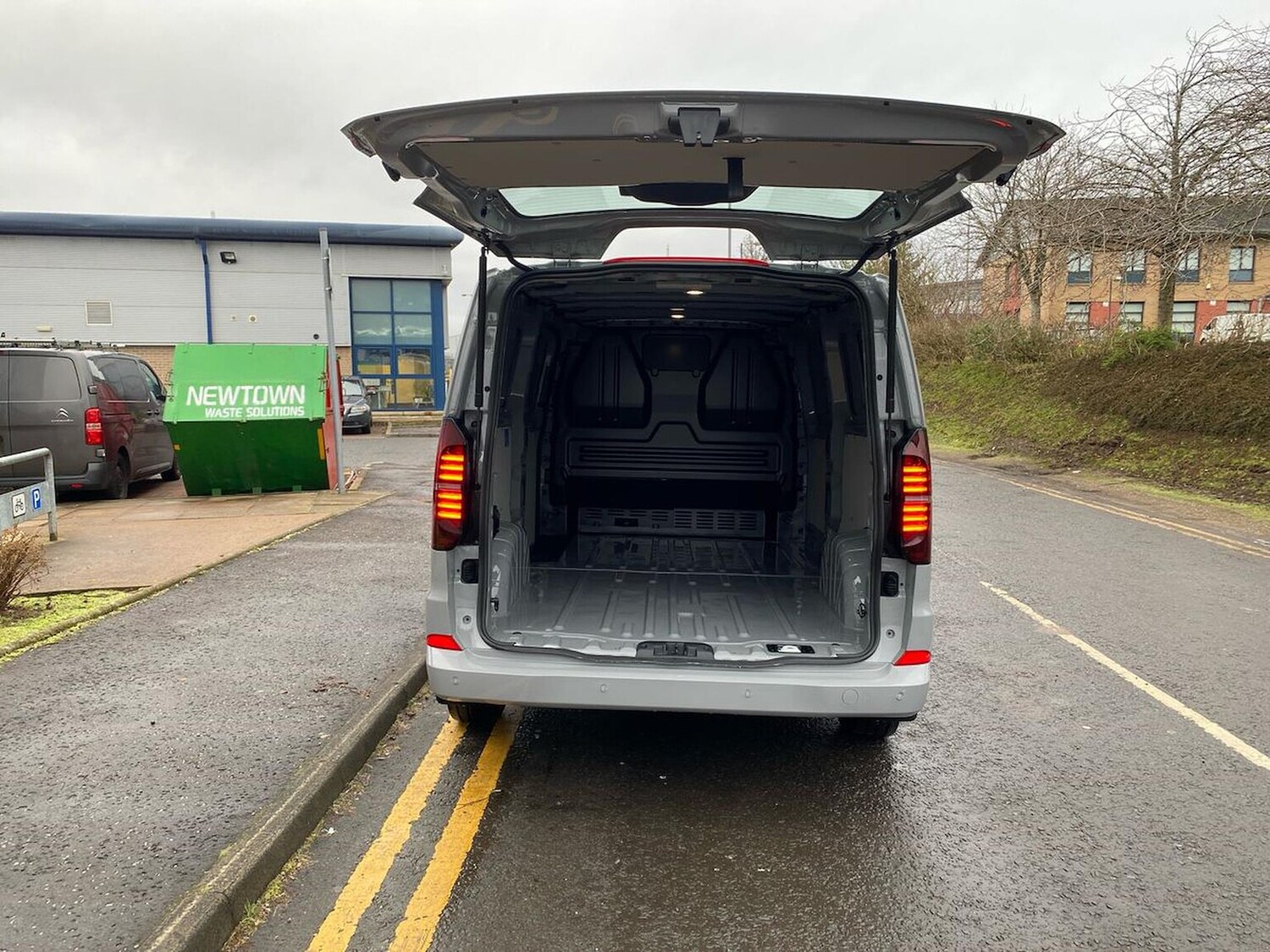 Used Volkswagen Transporter 2025 for sale - 77488569: Photo 24