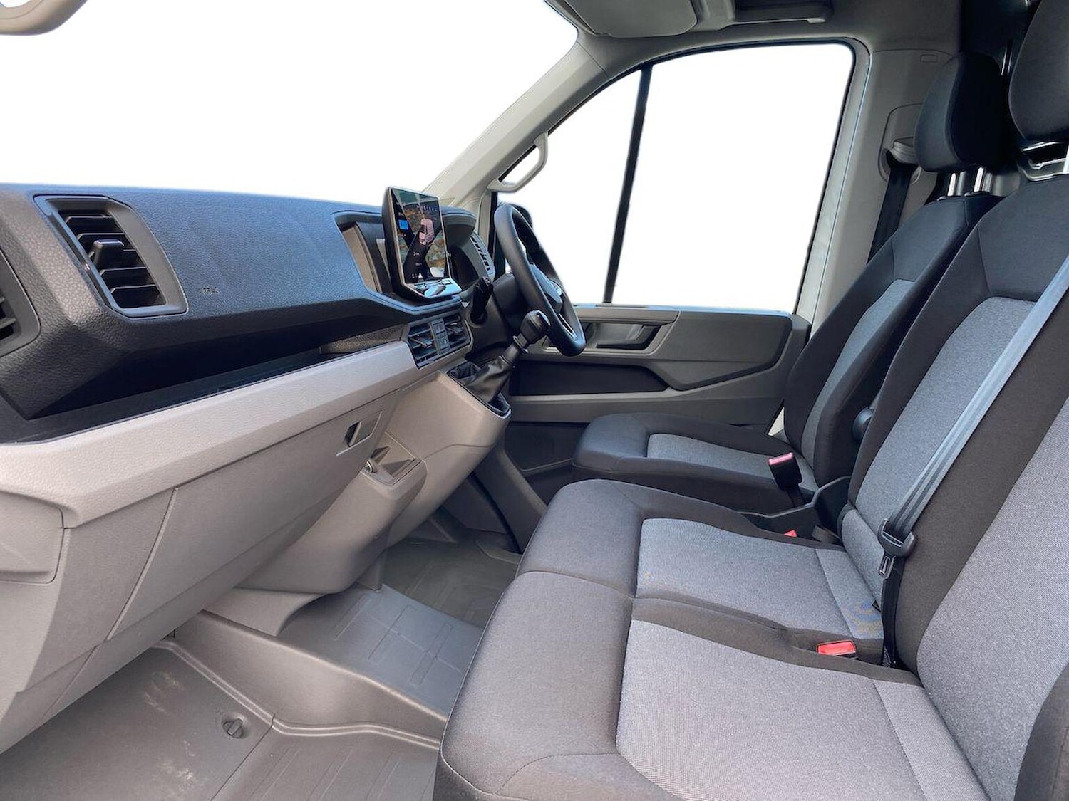 Used Volkswagen Crafter 2025 for sale - 76407388: Photo 2