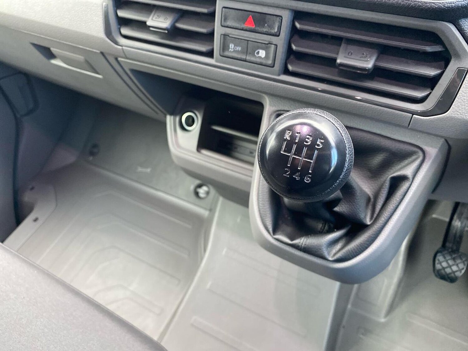 Used Volkswagen Crafter 2025 for sale - 76407388: Photo 20