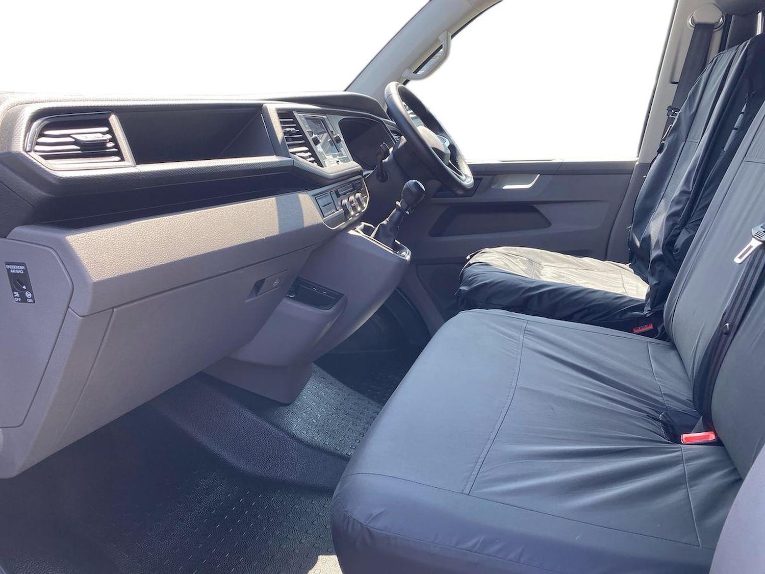 Used Volkswagen Transporter 2024 for sale - 76243215: Photo 2