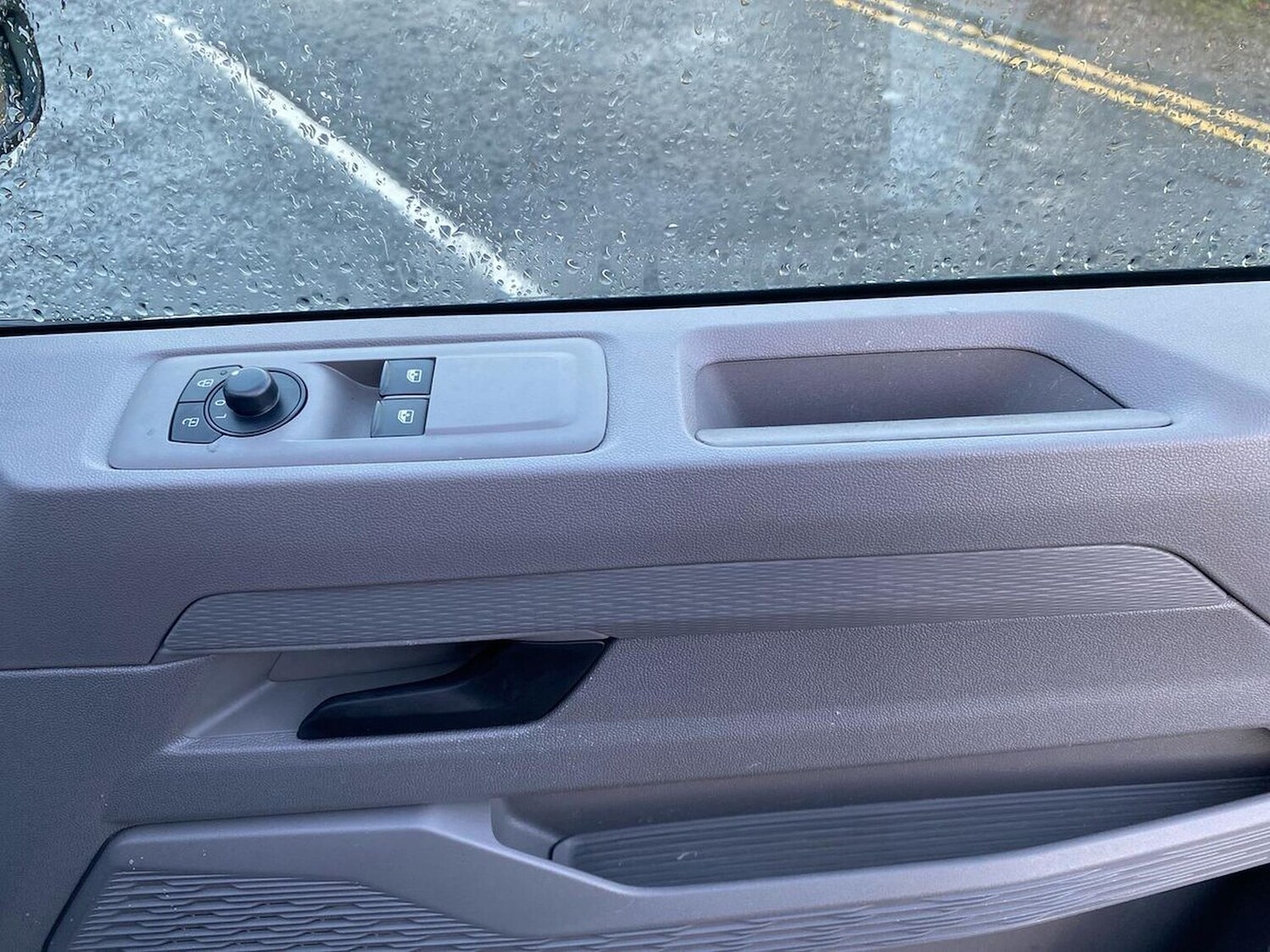 Used Volkswagen Transporter 2025 for sale - 77488600: Photo 16