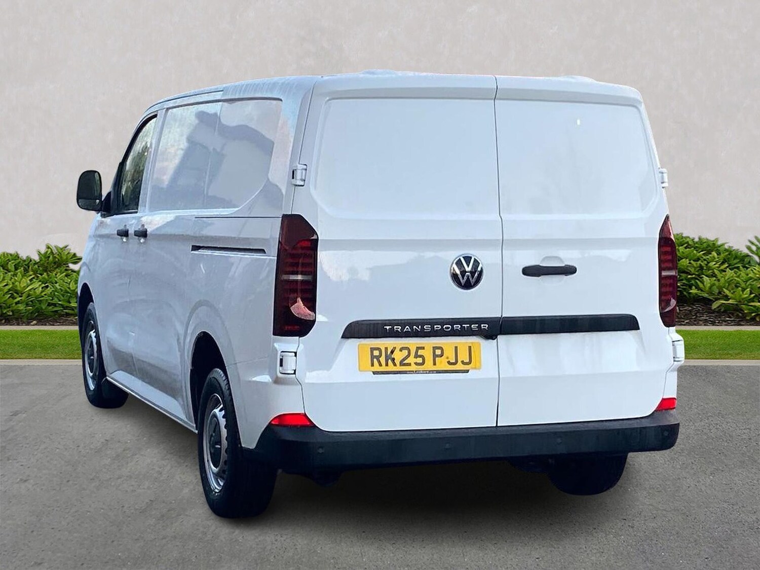 Used Volkswagen Transporter 2025 for sale - 77488600: Photo 5